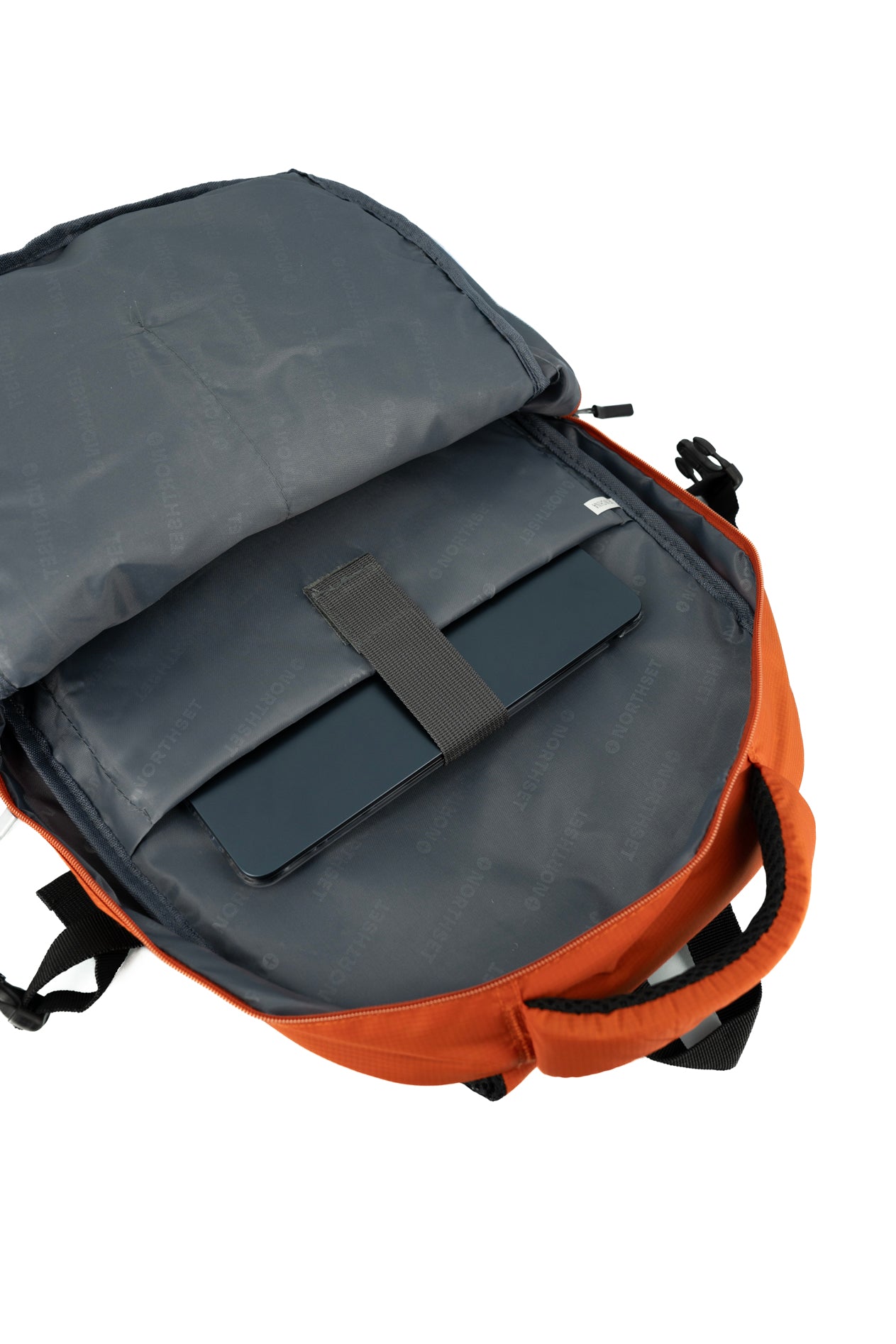 NORTHSET RIDGE - 8230